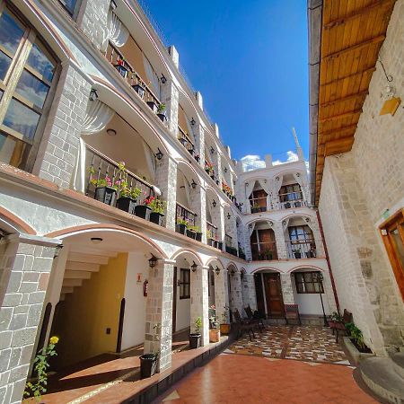 Golden Rest Latacunga Hotel Luaran gambar
