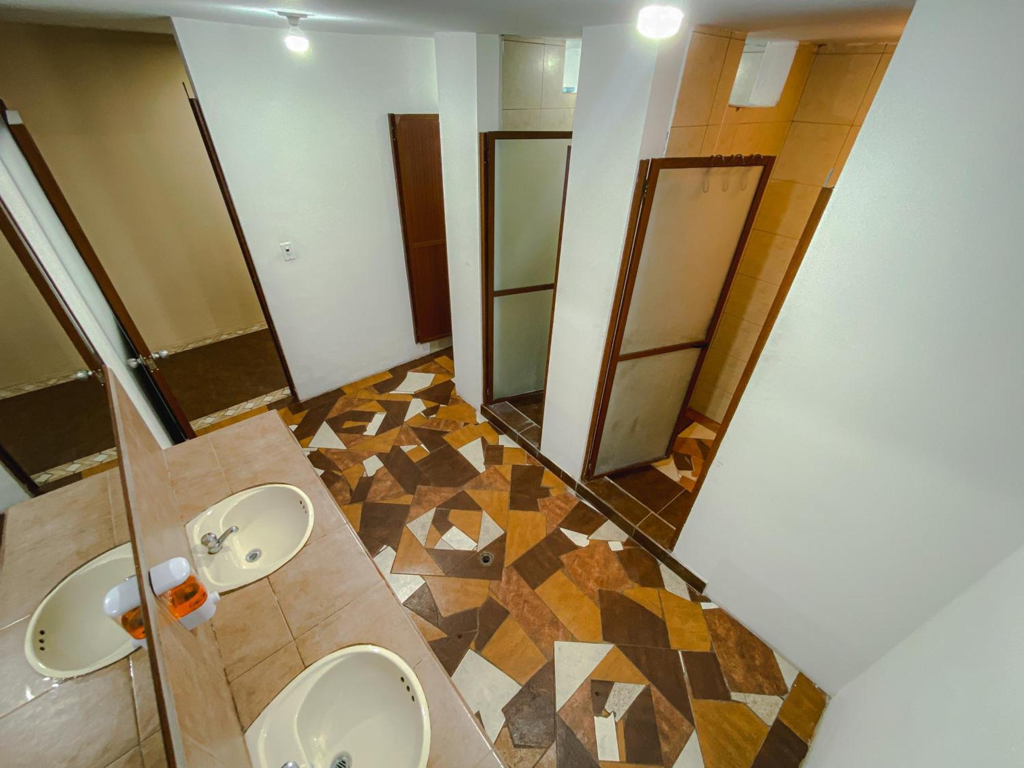 Golden Rest Latacunga Hotel Luaran gambar