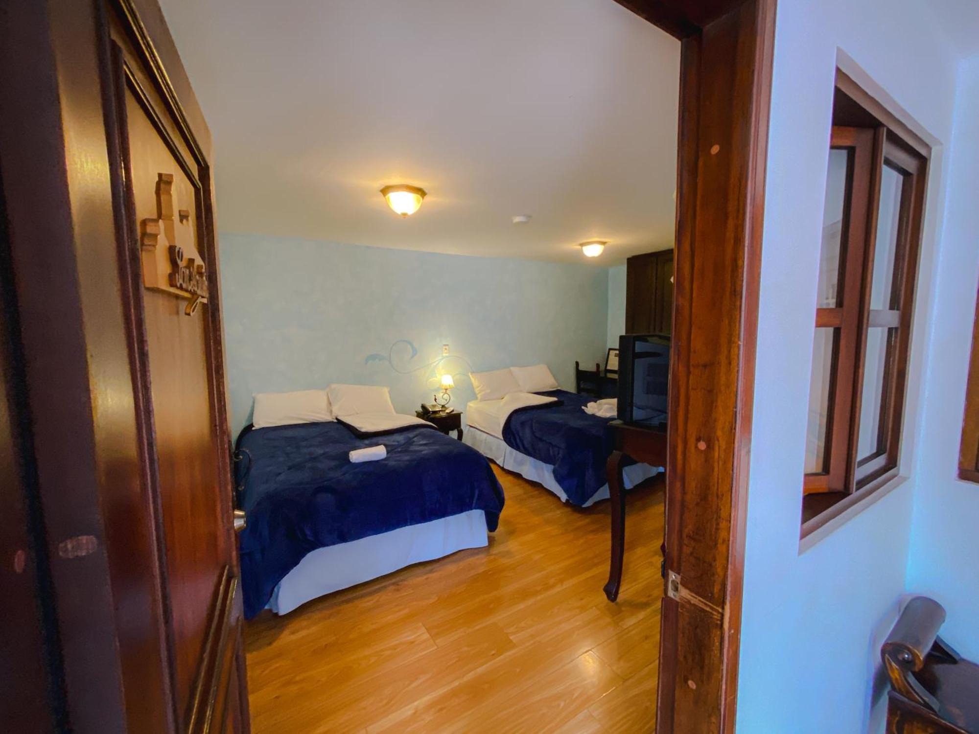 Golden Rest Latacunga Hotel Luaran gambar