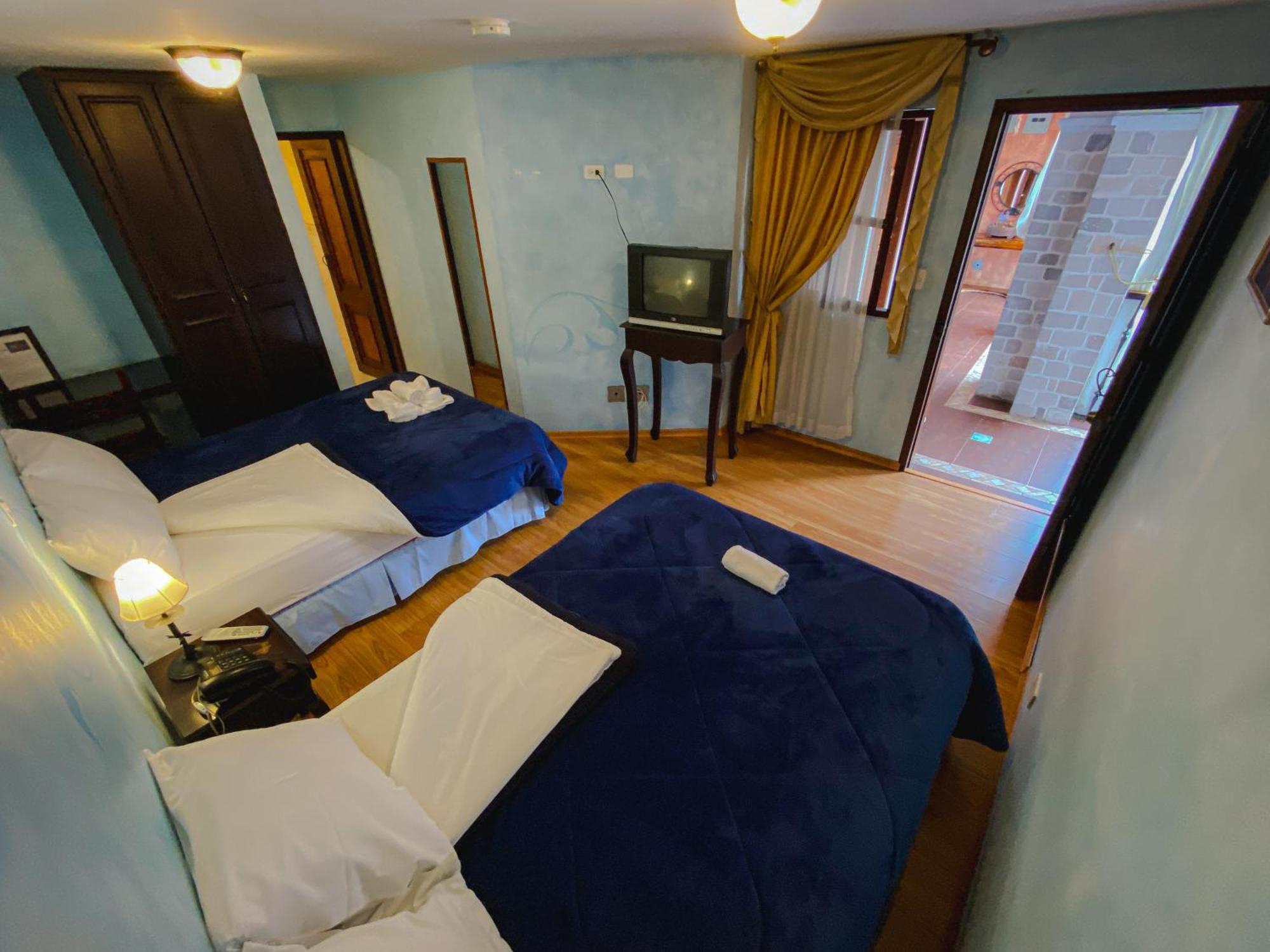 Golden Rest Latacunga Hotel Luaran gambar