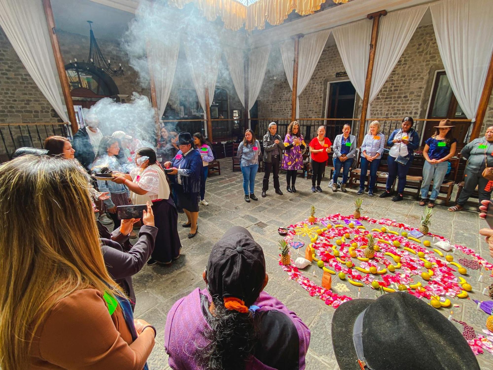 Golden Rest Latacunga Hotel Luaran gambar