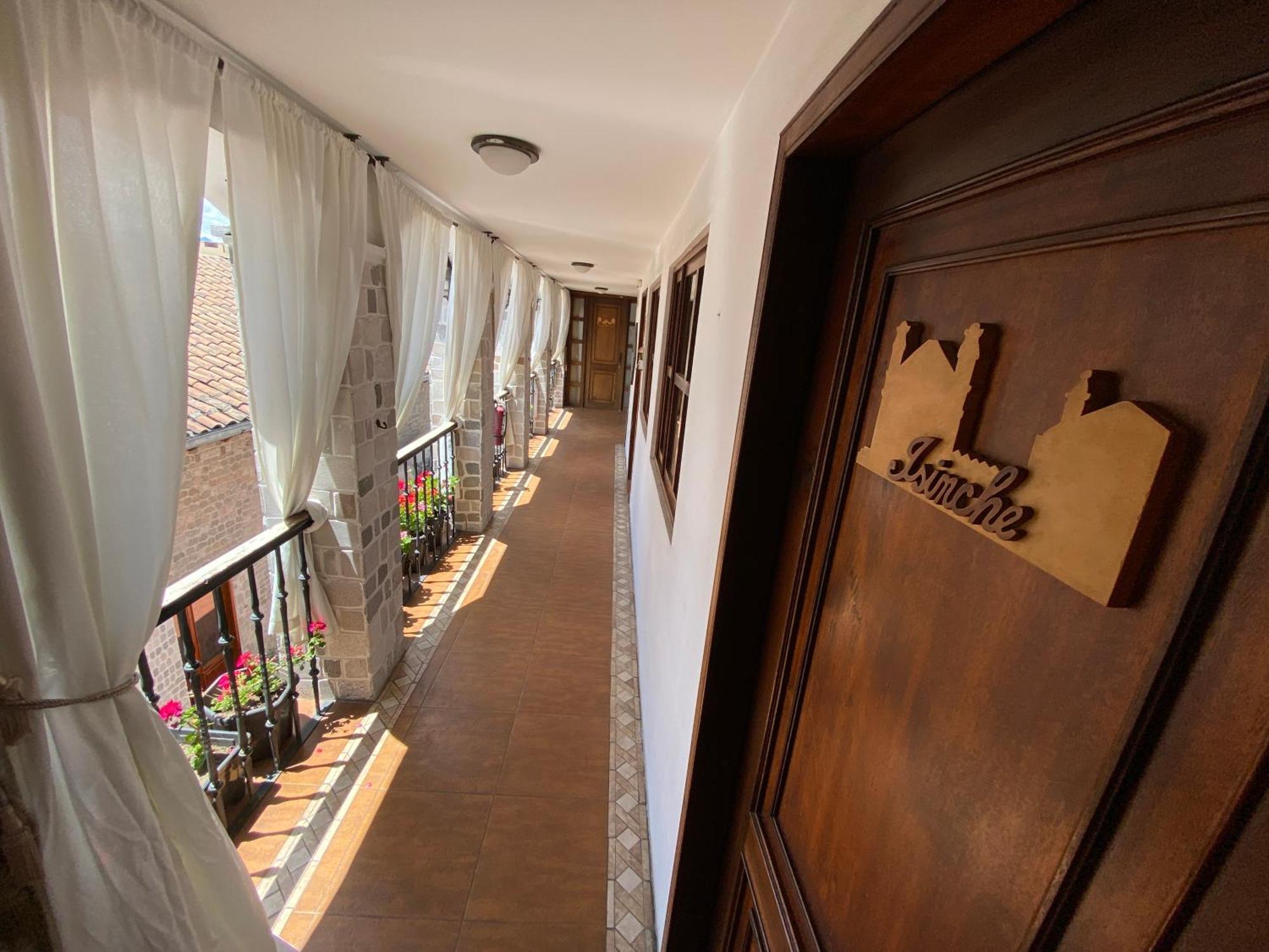 Golden Rest Latacunga Hotel Luaran gambar