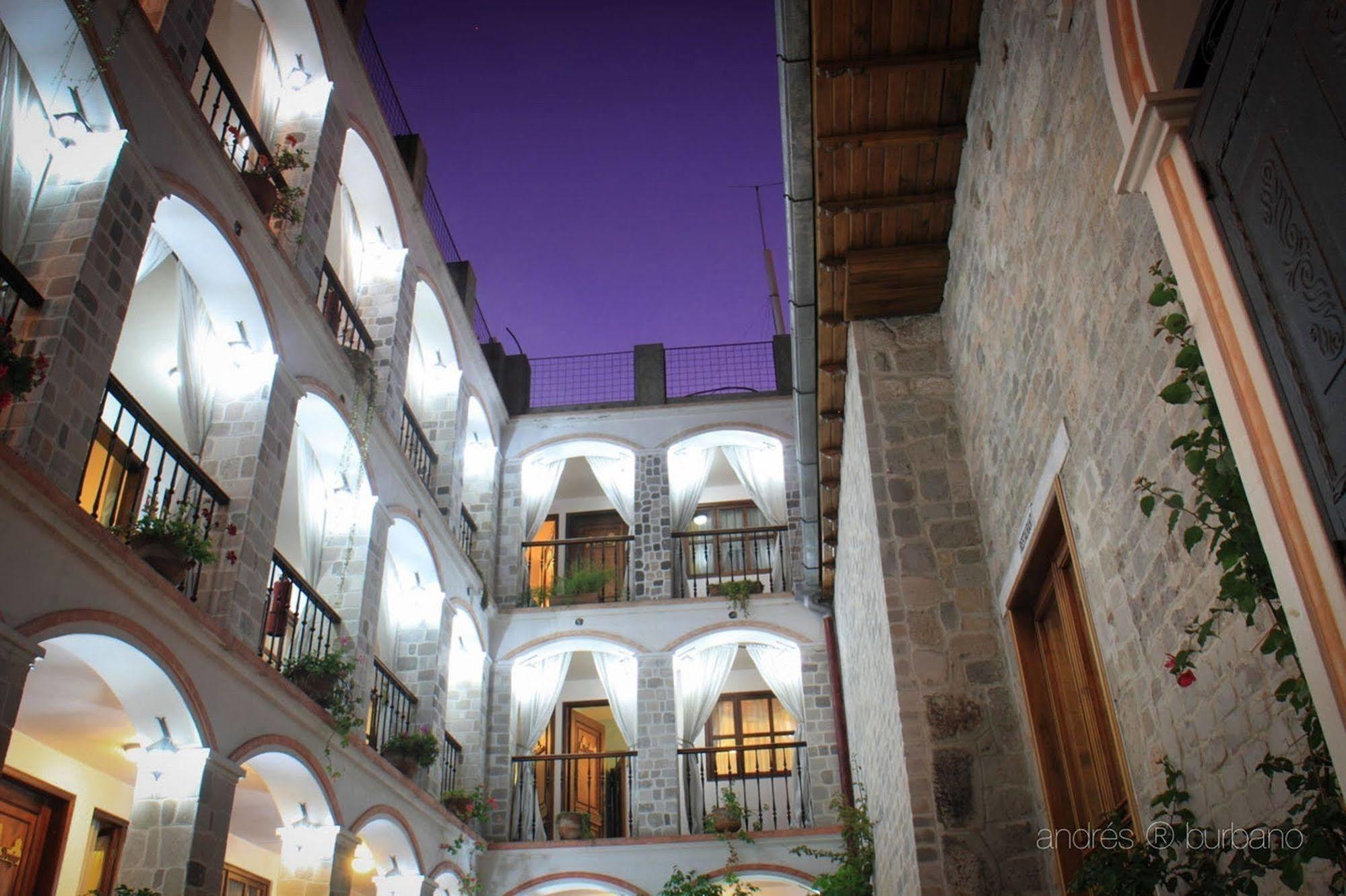 Golden Rest Latacunga Hotel Luaran gambar