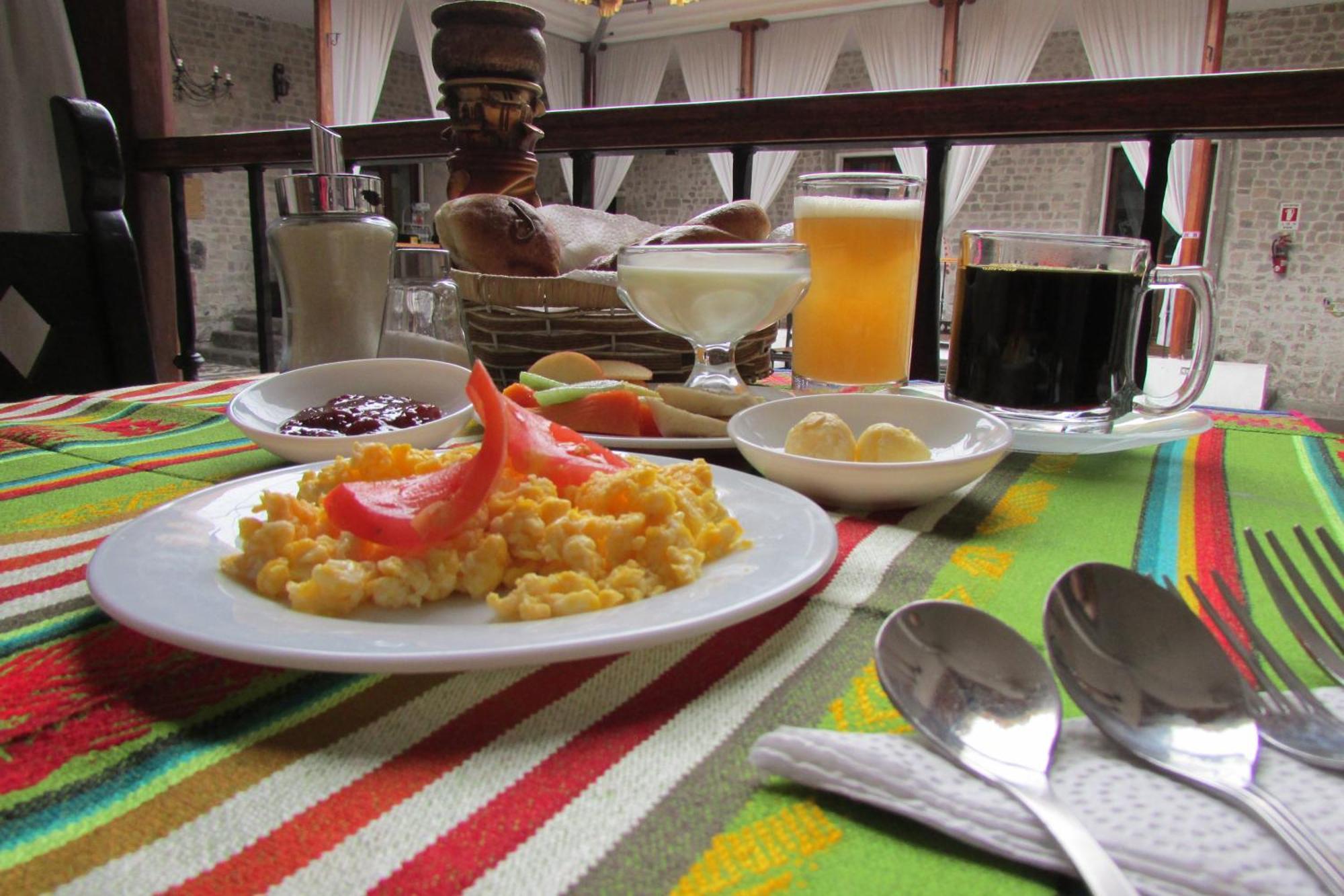 Golden Rest Latacunga Hotel Luaran gambar